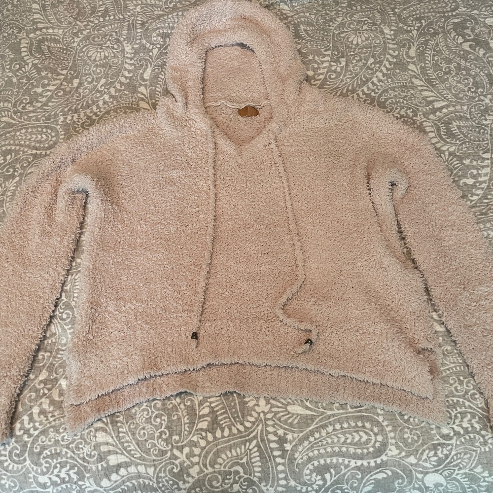 hodded sweater